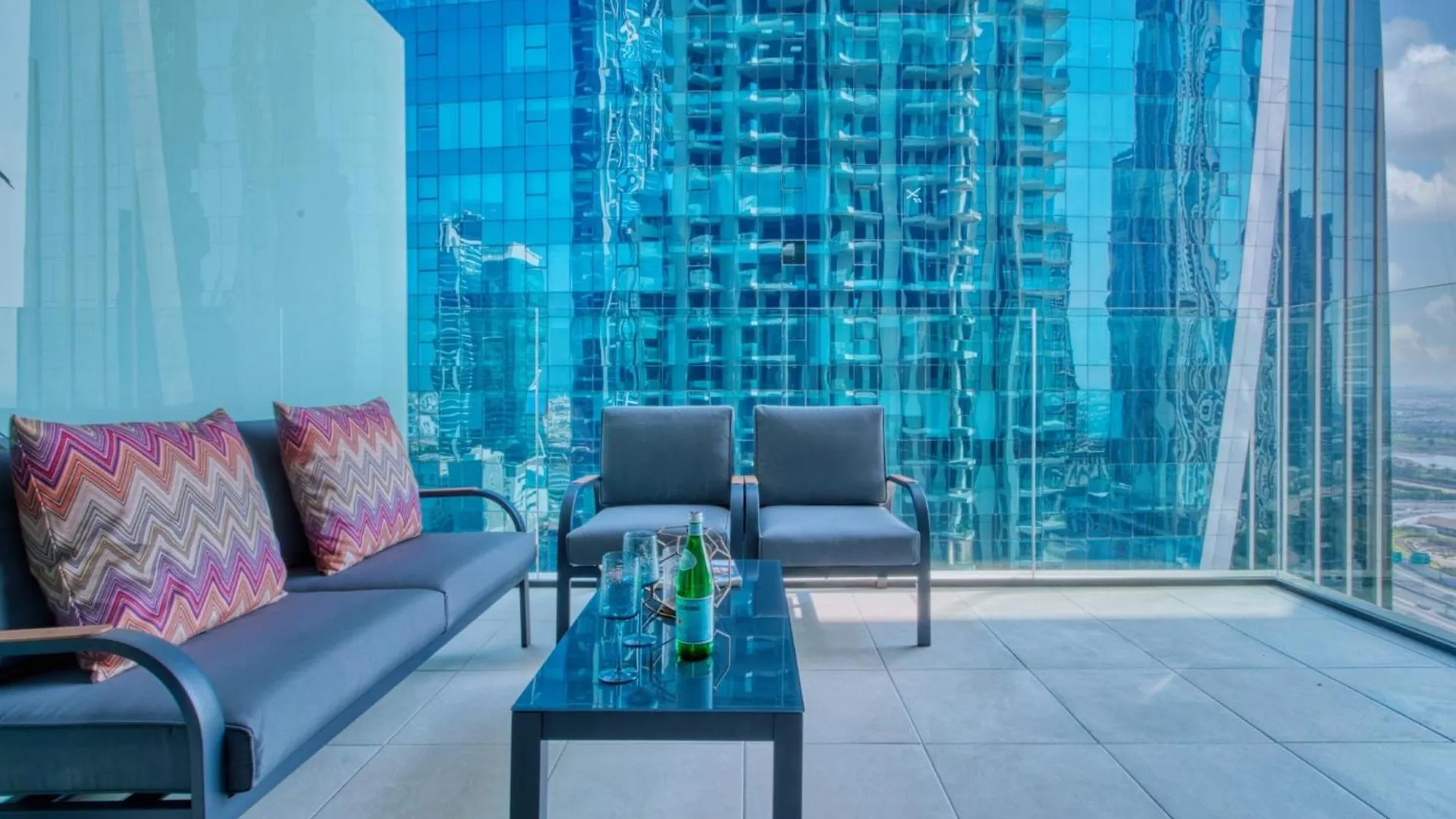 The Smart Concierge - Urban Oasis By Missoni Apartment Dubai